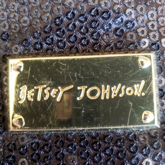 Betsey Johnson Sequined Wristlet - Picture 5 of 5
